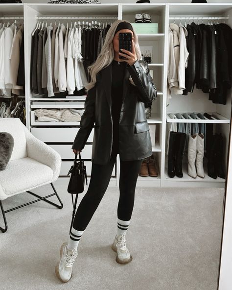 Gym sets and a Blazer, the perfect casual combo 🤌🏻 Spring outfits, Zara Blazer, Leggings and Blazer, Adanola #springoutfit #springfashion #viralfashion #whatiwear #cleangirlaesthetic #ugc #ugccreator #cleangirl #zarawoman #mirrorselfie #ootd #outfitoftheday #outfitideas #outfitlook #outfitselfie #outfitblog #outfitshot #outfitdiary #outfitpic #outfitkillers #outfitposts #streetstyleoutfit #zaraoutfit #springaesthetic #springoutfits #adanola #fauxleather #fauxleatherjacket #zarablazer #tren... Leather Leggings With Blazer, Blazer And Leather Leggings, Zara Leather Blazer, Leather Blazer Outfit Aesthetic, Black Blazer Leather Leggings, Leather Blazer Outfit, Gym Sets, Zara Blazer, Zara Outfit