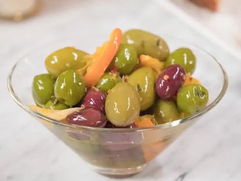 Warm Citrus-Marinated Olives Warm Citrus Marinated Olives, Citrus Olives, Christmas Dinner For Two, Entertaining Appetizers, Giada Recipes, Marinated Olives, Olive Recipes, Christmas Apps, Dinner Guests