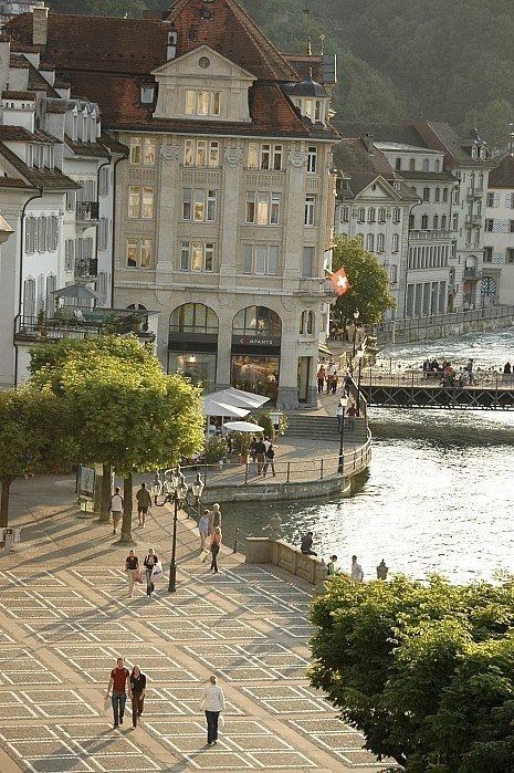 Geneva Lucerne Switzerland, Sopot, Voyage Europe, Beaux Villages, Destination Voyage, Lucerne, Krakow, Street Scenes, Places And Spaces