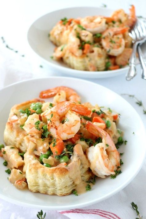 Easy Shrimp Pot Pie Shrimp Pot Pie, Crab Pie, Seafood Pot Pie, Puff Pastry Shells, Pepperidge Farm Puff Pastry, Prawn Recipes, Chicken Breast Seasoning, Pot Pies Recipes, Easy Shrimp