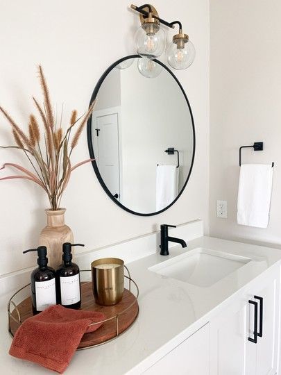 Guest Bathroom Counter, Black Bathroom Faucets, Bathroom Counter Ideas, Black Faucet Bathroom, Matte Black Bathroom Faucet, Neutral Bathroom Decor, Black Bathroom Sink, Counter Ideas, Bathroom Counter Decor