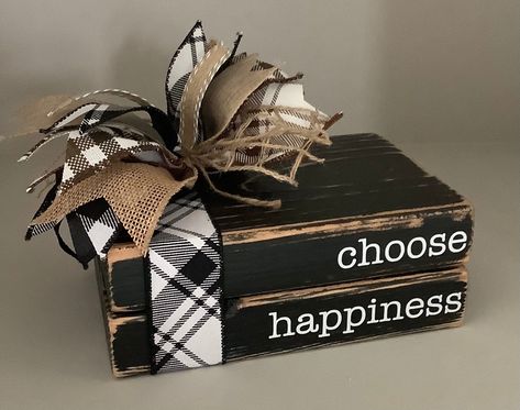 Farmhouse Book Stack, Old Book Crafts, Farmhouse Books, Fall Decor Diy Crafts, Wood Block Crafts, Choose Happiness, Fundraiser Ideas, Farmhouse Crafts, Wooden Wreaths