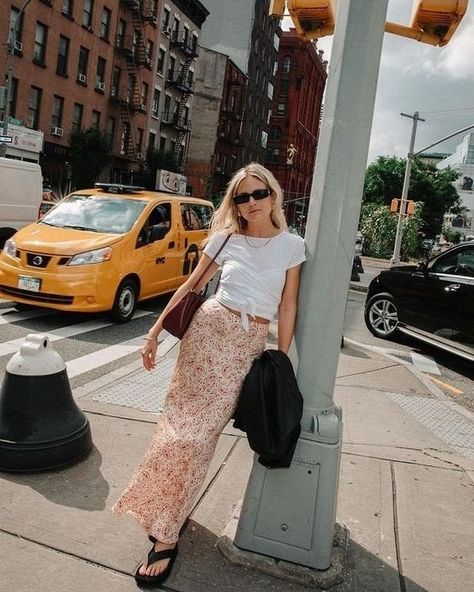 Chunky Sandals Outfit, Sandal Outfits, Platform Sandals Outfit, Fashion Me Now, Lucy Williams, Sandals Outfit, Chunky Sandals, Mode Inspo, How To Pose