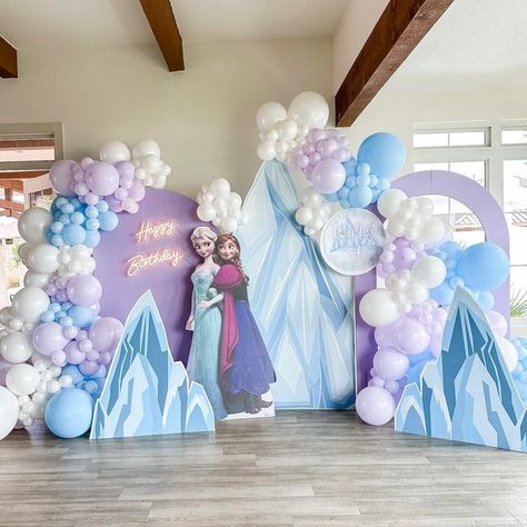 Frozen Event Decor, Frozen Balloon Display, Elsa Birthday Backdrop, Frozen Balloon Garland Backdrop, Elsa Decorations Party, Frozen Theme 3rd Birthday Party, Frozen 2 Party Decorations, Frozen Party Balloons, Frozen 2 Themed Birthday Party