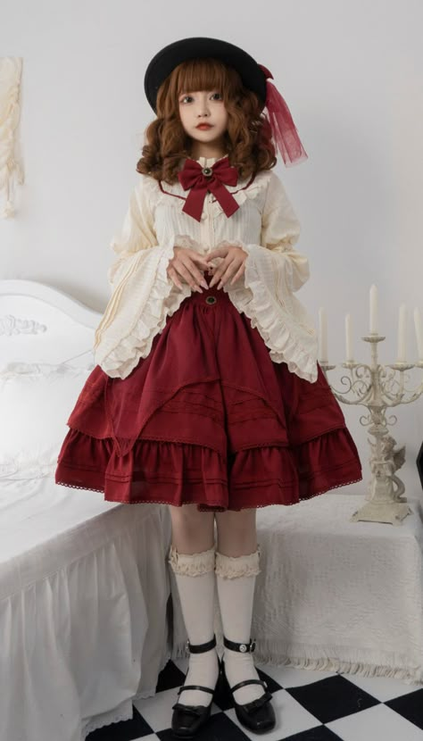 The Stunning Maiden Vintage Classic Lolita Blouse and Skirt Set Lol Ita Dress, Casual Lol Ita Fashion, Lol Ita Fashion, Magic Girl Outfit, Skirt Reference, Outfit Inspo Vintage, Red Skirt Outfits, Vintage Reference, Lolita Outfit