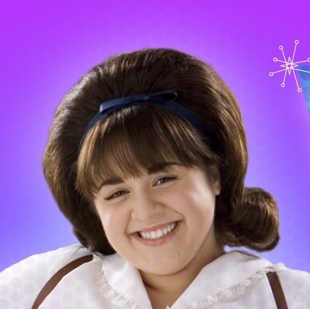 Has anyone notice that Tracey from Hairspray is the original Flo from Progressive? Hairspray Musical Hairstyles, Flo From Progressive, Nikki Blonsky, Hairspray Movie, Flo Progressive, Hairspray Musical, Ricki Lake, Hairspray Live, Dream Roles