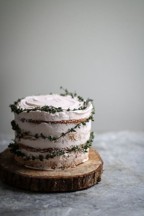 Blood Orange Thyme Cake | #cake #orange Thyme Cake, Nature Cake, Savoury Cake, White Cake, Food Cakes, Pretty Cakes, Blood Orange, Cake Inspiration, Let Them Eat Cake