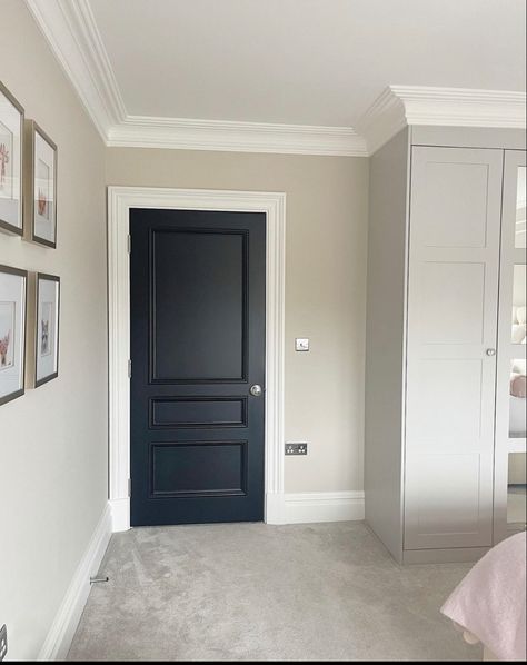 Black Skirting Boards Bedroom, White Trim Black Doors, Interior Black Doors, Black Doors With White Trim, Black Internal Doors, Black Skirting, Hallway Wall Colors, Black Window Trims, White Baseboards