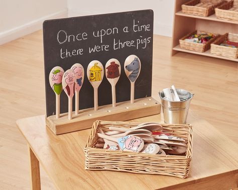 Year 1 Classroom, Reception Classroom, Reception Class, Reggio Inspired Classrooms, Eyfs Classroom, Story Retell, Eyfs Activities, Spoon Crafts, Book Corners