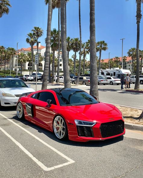 Hot #R8 🔥 #Audi #R8v10Plus #audiR8 * #red #r8v10 #v10 #v10plus #audisport #audiusa #audiworld #quattro #quattroworld Porsche Cayman 987, Audi Sports Car, R8 Audi, R8 V10 Plus, Audi R8 V10 Plus, Luxury Cars Audi, Dyna Low Rider, Black Audi, R8 V10