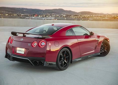 Nissan Brings GT-R Track Edition to the United States Red Nissan Gtr, Nissan Gtr Nismo, Gtr Nismo, 1966 Gto, 2017 Wallpaper, Car Wheels Diy, Nissan Gtr R35, Car Wheels Rims, Gtr R35