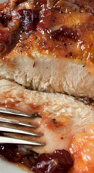 Ruby Red Grapefruit and Cranberry Chicken ~~~~ wonderfully moist with a tart and gently sweet sauce that is quite delicious with the savory chicken! Grapefruit Recipes, Cranberry Chicken, Ruby Red Grapefruit, Turkey Dishes, Savory Chicken, Sweet Sauce, Juicy Chicken, Side Recipes, Poultry Recipes