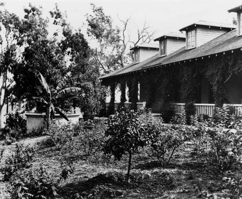 Montebello California, A Letters, San Gabriel Valley, The Landscape, Public Library, Places To See, Angeles, California, House Styles