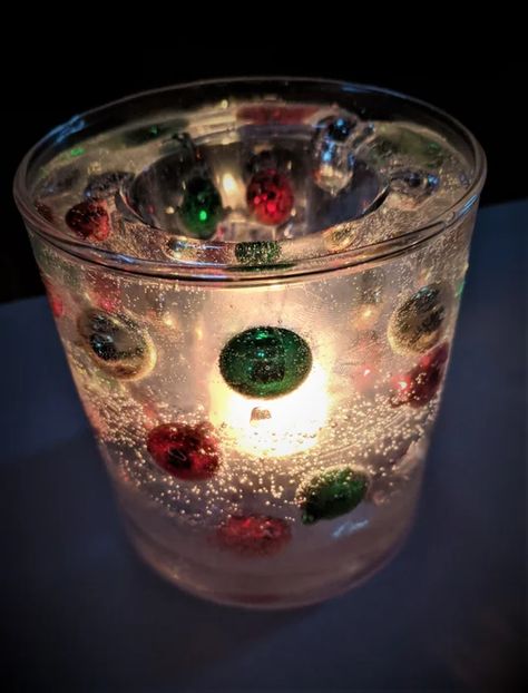 Holiday Gel Candle : 5 Steps (with Pictures) - Instructables Christmas Gel Candles, Christmas Decorations Inside, Small Glass Containers, Gel Candle, Christmas Gel, Gel Candles, Mason Jar Lids, Halloween Contest, Handmade Business