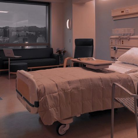 Dark Hospital Core, Aesthetic Hospital Room, Dark Hospital Room Aesthetic, Hospital Room Aesthetic, Hospital Vibes, Hospital Decoration, Hospital Core, Aesthetic Mansion, Hospital Aesthetic