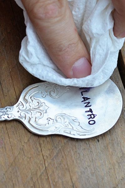 Stamped Spoon Plant Markers How To Flatten A Spoon, Spoon Plant Markers, Plant Markers Diy, Spoon Stamping, Diy Plant Markers, Garden Plant Markers, Silverware Crafts, Flatware Jewelry, Silverware Art