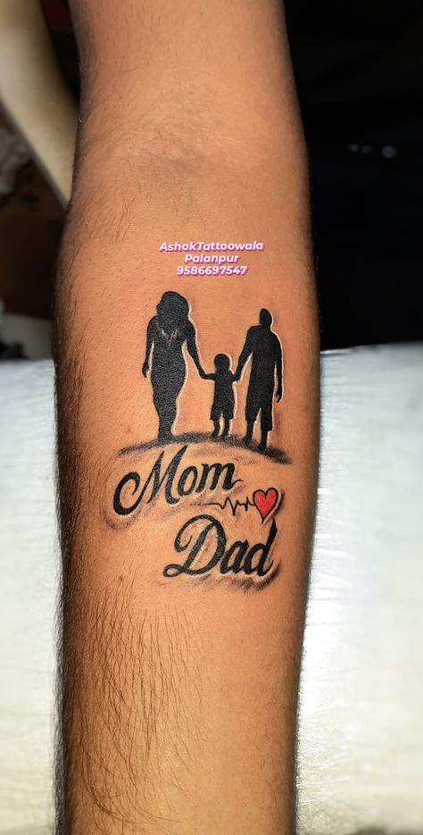 Mom And Dad Tattoo For Men, Love Tattoo On Hand, Mom Dad Tattoo Design, Mom Dad Tattoo, Mom Dad Tattoo Designs, Rakhi Greetings, Dad Tattoo, Mom Tattoo Designs, Band Tattoo Designs