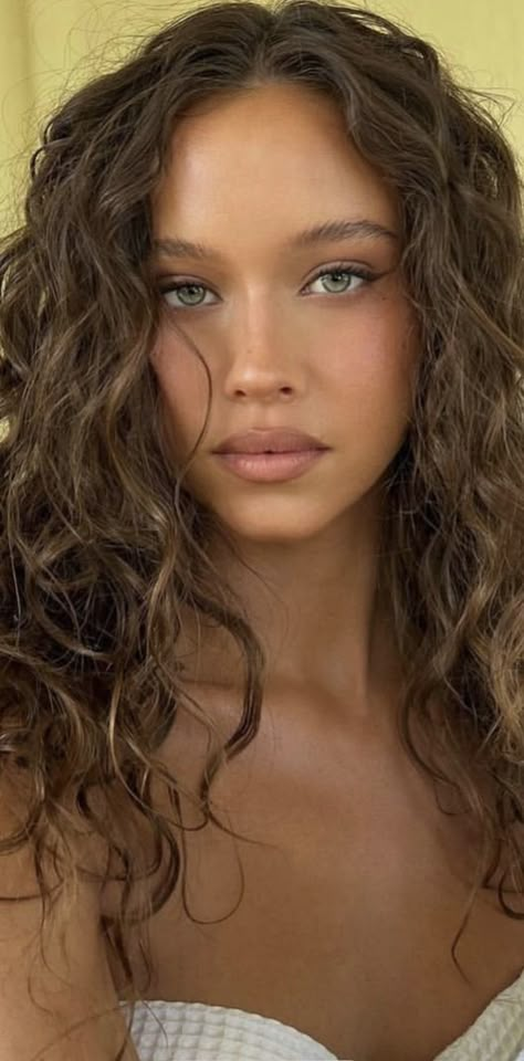 Brown Curly Hair With Green Eyes, Brown Eyed Beauty, Ash Brown Hair Hazel Eyes, Brunette Models With Green Eyes, Ginger Hair Face Claims, Green Eyes Brown Hair Makeup, Blue Eyes Olive Skin, Ethnically Ambiguous Women, Brown Hair For Neutral Skin Tone