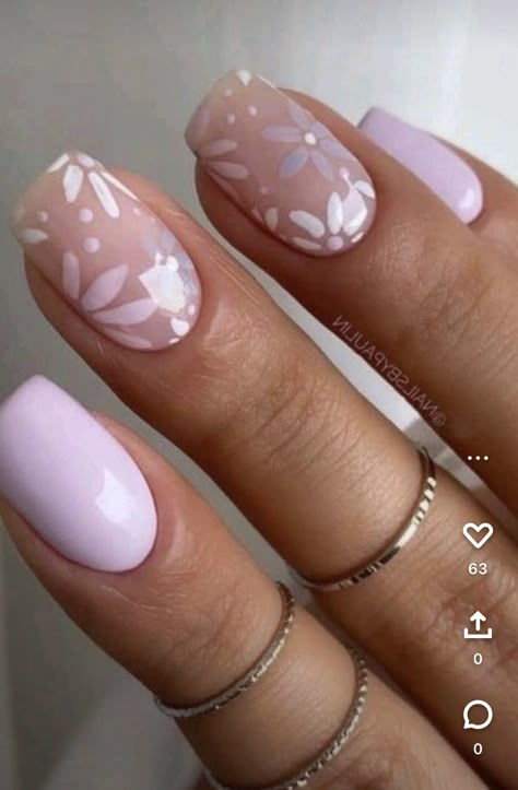 Spring Wedding Nails Bridesmaid, Summer Professional Nails, Spring Bridesmaid Nails, Elegant Spring Nail Art, Short Oval Nails Ideas Spring, Summer Nails Flower Design, Round Spring Nails, March Nails Spring Gel, Natural Spring Nails