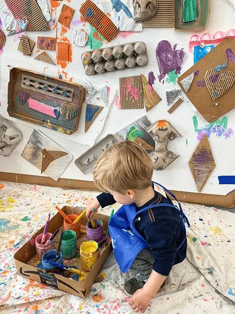 This Mom Saw a Need for Art Programming & Started A Kids Art Studio Preschool Art Studio, Kids Art Room, Childrens Art Studio, Kids Art Space, Downtown Art, Art Unit, Kids Art Studio, Kids Art Galleries, Montessori Art