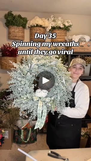 White Owls, Owl Wreath, Owl Wreaths, Wreath Maker, White Owl, Floral Designer, Winter Wreath, Winter Decor, Christmas Wreath