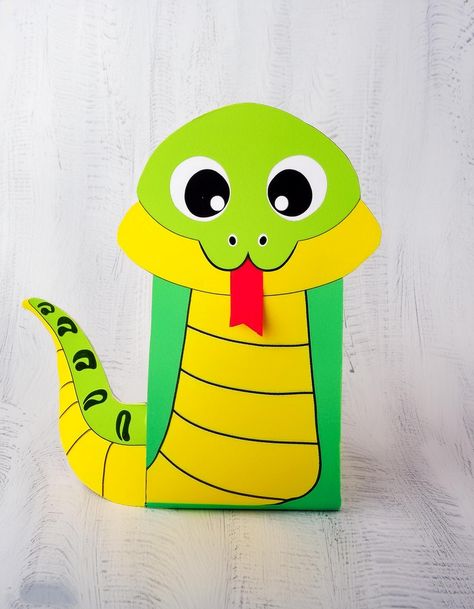 Snake Paper Bag Puppet Craft Paper Bag Puppet Craft, Snake Crafts, Bag Puppet, Puppet Craft, Imagination Toys, Paper Bag Puppets, Puppets Diy, Puppet Crafts, Crochet Christmas Trees