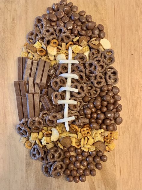 Looking for some fun football snack ideas? This football charcuterie board is the perfect game day snack! Football Snack Board Ideas, Football Sweet Charcuterie Board, Easy Football Charcuterie Board, Football Food Charcuterie Board, Kansas City Chiefs Charcuterie Board, Football Dessert Charcuterie Board, Football Stadium Charcuterie Board, Classy Football Party, Football Meal Ideas