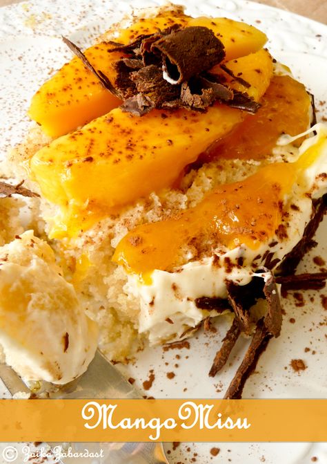 Looking for variations to your regular tiramisu? Try this one with mangoes! Mangomisu I call it! Mango Desserts, Cheese And Chocolate, Never Say No, Mango Dessert, Mascarpone Cheese, Swiss Roll, Summer Dessert, Holiday Cakes, Fruit Desserts