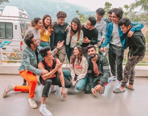 Damnfam Group, Tanzeel Khan, Sanket Mehta, Mrunal Panchal, Aashna Hegde, Ashi Khanna, Friendship Pictures, Teen Celebrities, Best Friends Forever Quotes