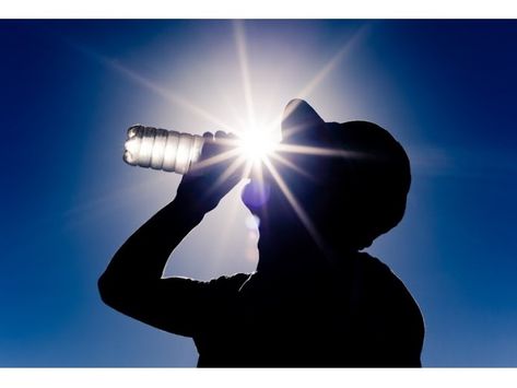 Symptoms of Heat Stroke and Heat Exhaustion Cycling Results, Heat Exhaustion, Kidney Cleanse, Beat The Heat, Summer Heat, Keep Your Cool, Hot Days, Health And Safety, Drinking Water