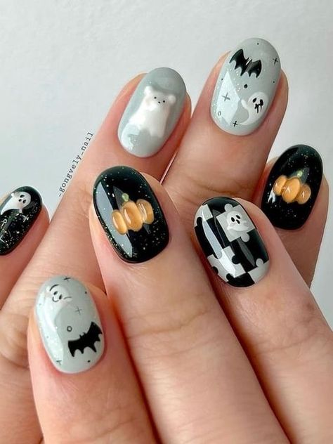 Find the ultimate black Halloween nails that complement your unique skin tone! From stiletto to almond shapes, we’ve got inspo for every style. #BlackHalloweenNails #HalloweenNailDesigns #NailInspo #SpookySeasonNails Spooky Nail Ideas Short, Korean Style Nails Short, Halloween Nails Korean, Halloween Korean Nails, Simple Cute Halloween Nails, Spooky Nails Ideas, Korean Halloween Nails, Gel Halloween Nails, Short Nails Halloween