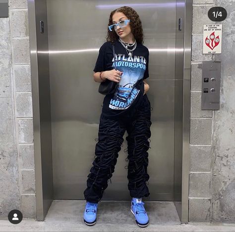 Jordan 4 Outfit Women Baddie, Blue Jordans Outfit, Jordan 4 Outfit Women, Jordan 4 Outfits, Jordan 4 University Blue, Jordan 4 Outfit, 4s Outfit, Western Outfits Men, Black Leggings Outfit