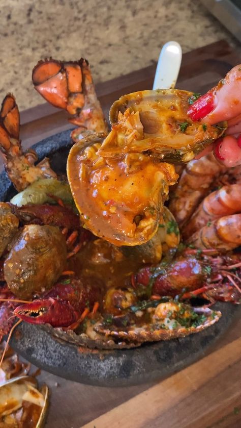 Seafood Molcajete Recipe, Molcajete Recipe, Glass Animals Heat Waves, Seafood Lobster, Heat Waves, Crab Legs, Food Babe, Sea Food, Glass Animals