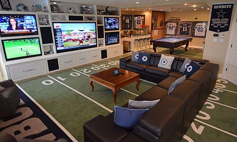 Man Cave Loft, Sports Memorabilia Room, Sports Room Man Cave, Man Cave Ideas Sports, Basement Sports Bar, Sports Memorabilia Display, Classy Man Cave, Room Ideas Men, Football Man Cave