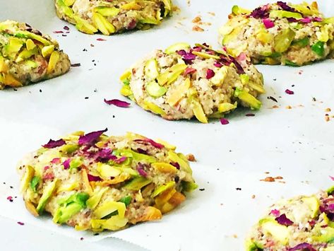 Persian Love Cookies, Persian Baking, Persian Cookies, Persian Sweets, Pistachio Rose, Persian Desserts, Afghan Food Recipes, Persian Princess, Iranian Recipes