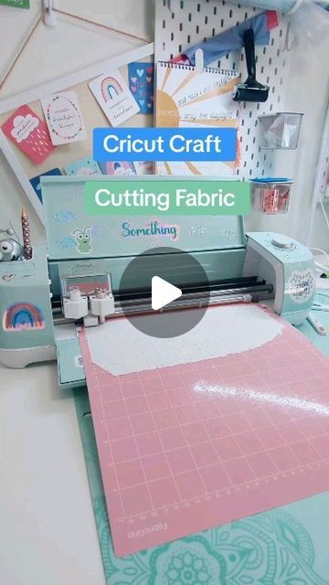 Bonded Fabric Cricut Projects, Cricut Fabric Applique, How To Use Cricut Maker, Cricut Fabric Projects, Cricut Iron On Ideas, Cricut Fabric, Iron On Cricut, Cricut Hacks, How To Use Cricut