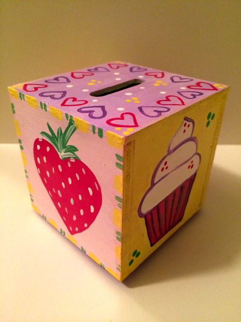 Hello Sugar designs - coin box www.etsy.com/shop/hellosugardesigns Coin Box Ideas, Cardboard Piggy Bank Diy, Kindergarten Crafts, Money Box, Art Icon, Dollar Store Diy, Dollar Stores, Hello Kitty, Kindergarten