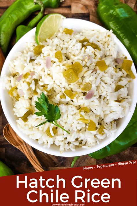 Gluten Free Rice Recipes, Green Chili Rice, Green Chile Rice, Hatch Chili Recipes, Grains Recipes, Green Chile Recipes, Southern Side Dishes, Savory Recipe, Vegan Entrees