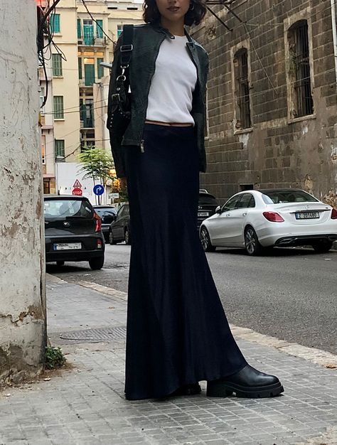 Navy Blue Long Skirt Outfit, Long Navy Skirt Outfit, Blue Long Skirt Outfit, Navy Skirt Outfit, Long Navy Skirt, Navy Blue Long Skirt, Blue Long Skirt, Blue Silk Skirt, Long Skirt Outfit