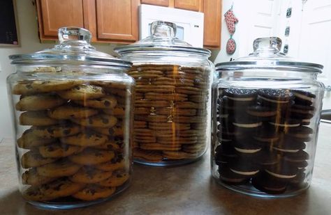 Jars Organization, Diy Snack Station, Baseball Treats, Kuih Raya, Snack Station, Snack Organizer, Moms Birthday, Dream Office, Khloe Kardashian