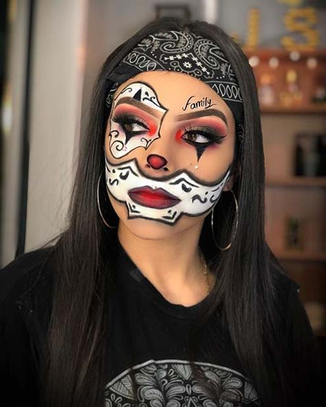 Easy Diy Halloween Makeup, Gory Halloween Makeup, Halloween Makeup Diy Easy, Chola Makeup, Cute Clown Makeup, Creative Halloween Makeup, Diy Halloween Makeup, Holloween Makeup, Soft Eye Makeup