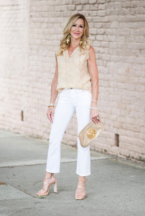 Tory Burch Clutch, Chiffon Tank Tops, Summer Neutrals, Beige Blouse, Cream Blouse, Blouse Outfit, White Pants, Lovely Clothes, Elegant Outfit