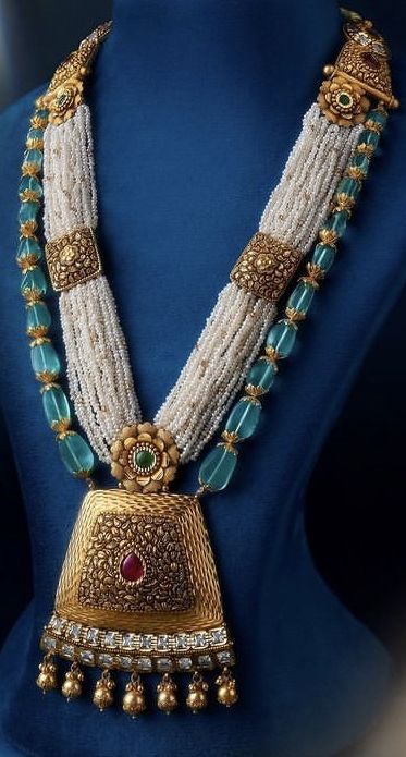 Moti Sets Jewellery Gold, Moti Neckless, Moti Sets Jewellery, Malabar Gold Jewellery Necklaces Antique, Moti Set, Rani Haar, Neck Pieces Jewelry, Antique Necklaces Design, New Gold Jewellery Designs