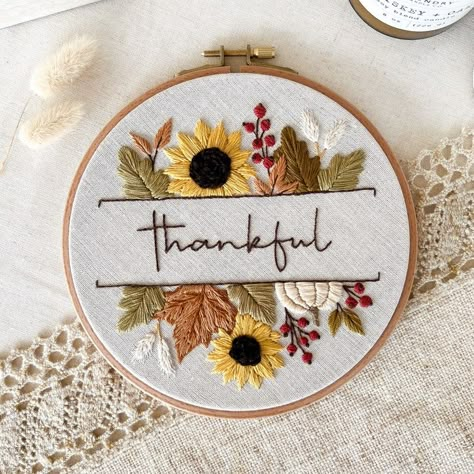 THANKFUL Autumn/fall/harvest/thanksgiving Embroidery - Etsy Thanksgiving Embroidery, Pattern Step By Step, Fall Embroidery Designs, Pdf Embroidery Pattern, Colour Guide, Beginner Embroidery, Diy Embroidery Kit, Harvest Thanksgiving, Hand Embroidery Projects