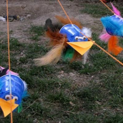 Bird Races Activity for Kids at Tip Junkie, Group Games, Art and Crafts, Birthday party Kid Science, Bird Party, Girl Scout Ideas, Ordinary Life, Paper Birds, Bird Crafts, Bird Theme, Program Ideas, Group Games