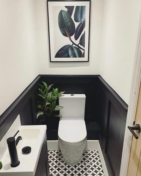 Extra Small Toilet Room, Wc And Bathroom Design, Modern Small Powder Room, Tiny Toilet Ideas, Small Cloakroom Toilet, Small Downstairs Toilet Ideas, Small Toilet Decor, Toilet Room Ideas, Downstairs Toilet Ideas