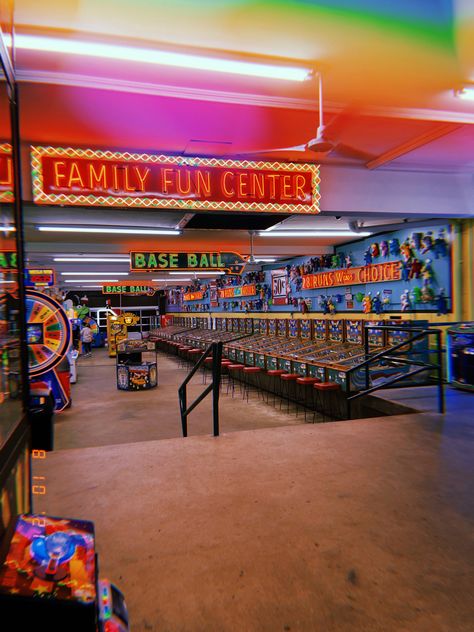 Pizza Arcade Aesthetic, Bowling Aesthetic Pictures, 80s Arcade Aesthetic, Bowling Aesthetic, Summer Horror, Redondo Beach Pier, Arcade Aesthetic, Roller Rink, Beach Pier