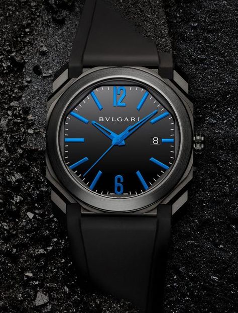 Bulgari Octo Ultranero Americas Edition - note the touch of blue in this new edition of the watch designed specially for the Americas. Mens Watches Expensive, Silver Pocket Watch, Swiss Army Watches, Expensive Watches, Vintage Watches For Men, Stylish Watches, Kids Watches, Live Photo, Luxury Watches For Men