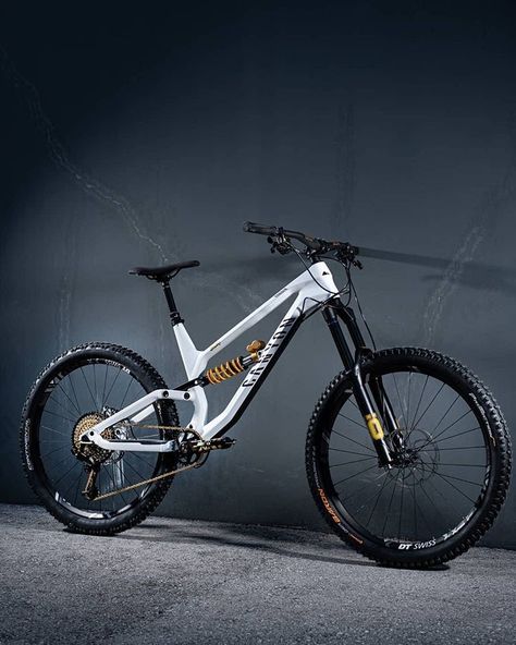 🌲MTB🚲| Downhill | Enduro | BMX on Instagram: “@wibmerfabio signs with @canyon ⚡️ Pictured with his badass Canyon Torque built up with Ohlins suspension and a prototype Canyon trials…” Canyon Mtb, Canyon Bike, Mountain Biking Photography, Mountain Bike Action, Mountain Bike Art, Bicycle Riding, Bicycle Mountain Bike, Ride Bicycle, Suspension Bike