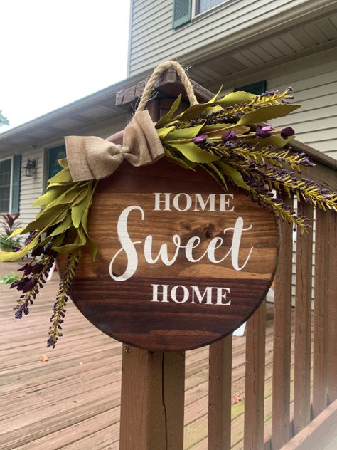 Home sweet home made made from a board from Lowe’s and greenery from Joann fabrics Small Home Sweet Home Sign, Chalk Couture Home Sweet Home, Custom Door Hangers, Door Hangers Diy, Wooden Door Signs, Round Wood Sign, Door Signs Diy, Front Door Signs, Diy Wood Signs